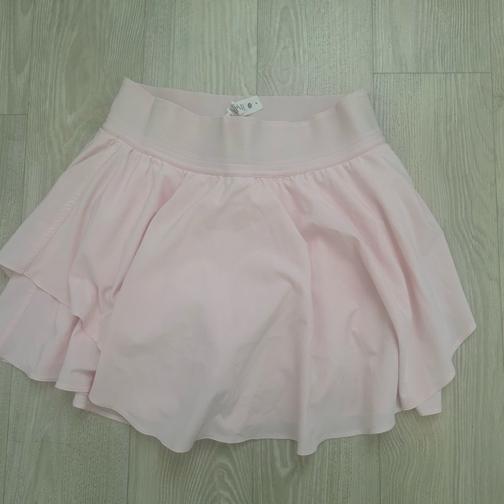 Women’s Lululemon skirt strawberry milkshake court rival